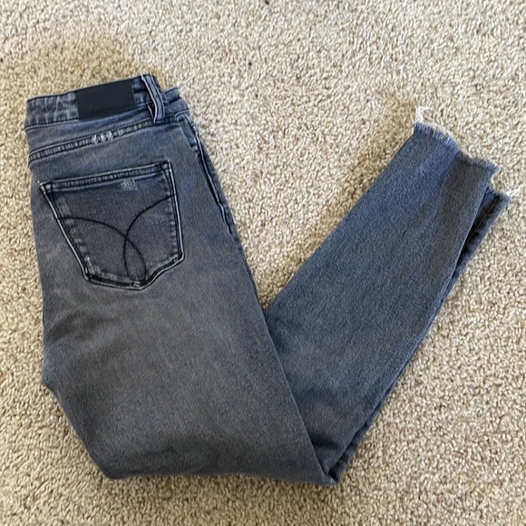 Calvin Klein dark gray denim with blowouts high rise, Size 28 raw hem - Picture 11 of 12